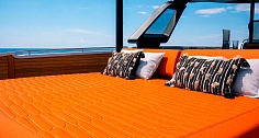 Аренда Cranchi A46 Luxury Tender на Сардинии - лежаки на корме